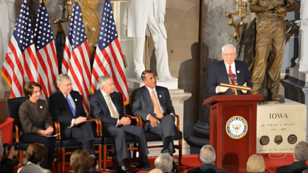 Ambassador Kenneth M. Quinn